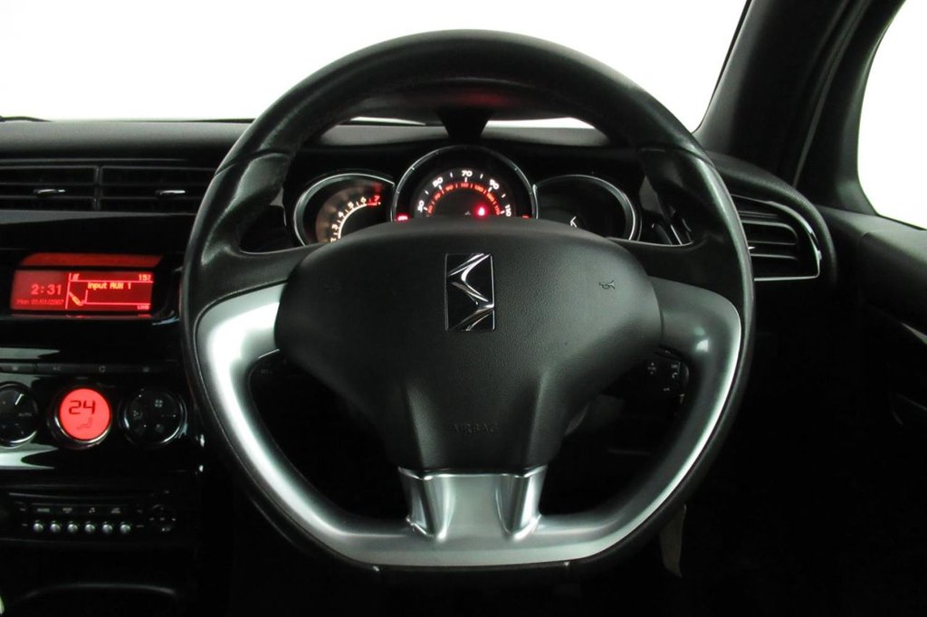 USED 2014 14 CITROEN DS3 1.6 DSTYLE PLUS 3d 120 BHP 