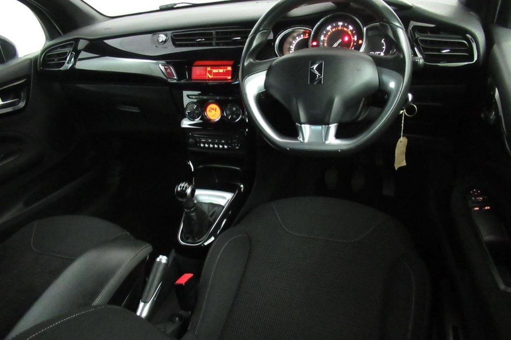 USED 2014 14 CITROEN DS3 1.6 DSTYLE PLUS 3d 120 BHP 