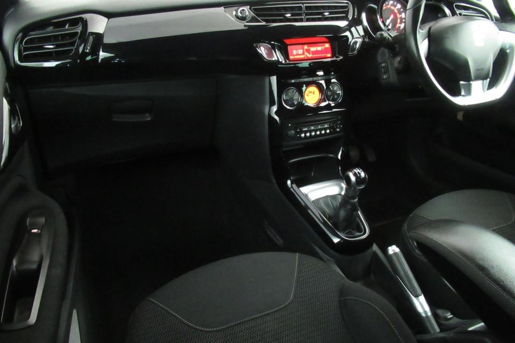 USED 2014 14 CITROEN DS3 1.6 DSTYLE PLUS 3d 120 BHP 
