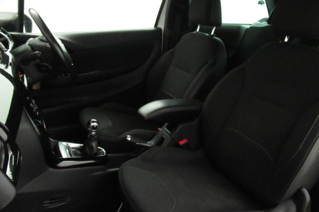 USED 2014 14 CITROEN DS3 1.6 DSTYLE PLUS 3d 120 BHP 