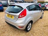 USED 2012 12 FORD FIESTA 1.4 ZETEC 16V 5d 96 BHP Bluetooth with USB & AUX + Air Conditioning
