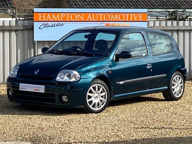 2001 Y Renault Clio 172 RENAULT SPORT EXCLUSIVE 2.0 16V 