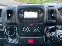 USED 2018 18 PEUGEOT BOXER 2.0 BLUE HDI 335 L3H2 PROFESSIONAL P/V 130 BHP AIR CON / SAT NAV
