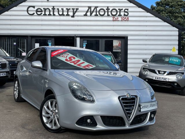 2011 11 Alfa Romeo Giulietta 2.0 JTDM-2 VELOCE 170 5dr - LEATHER