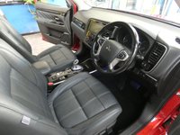 USED 2018 18 MITSUBISHI OUTLANDER 2.0 PHEV 5H 5d 200 BHP APP BASED SAT NAV LEATHER VAT Q