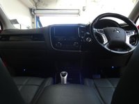 USED 2018 18 MITSUBISHI OUTLANDER 2.0 PHEV 5H 5d 200 BHP APP BASED SAT NAV LEATHER VAT Q