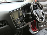 USED 2018 18 MITSUBISHI OUTLANDER 2.0 PHEV 5H 5d 200 BHP APP BASED SAT NAV LEATHER VAT Q