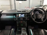 USED 2011 61 LAND ROVER RANGE ROVER 4.4 TDV8 VOGUE 5d 313 BHP * PRIVACY * CLIMATE * NAV * 22 INCH ALLOY WHEELS * SUNROOF * LEATHER TRIM *
