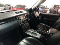 USED 2011 61 LAND ROVER RANGE ROVER 4.4 TDV8 VOGUE 5d 313 BHP * PRIVACY * CLIMATE * NAV * 22 INCH ALLOY WHEELS * SUNROOF * LEATHER TRIM *