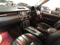 USED 2011 61 LAND ROVER RANGE ROVER 4.4 TDV8 VOGUE 5d 313 BHP * PRIVACY * CLIMATE * NAV * 22 INCH ALLOY WHEELS * SUNROOF * LEATHER TRIM *