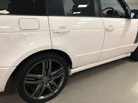 USED 2011 61 LAND ROVER RANGE ROVER 4.4 TDV8 VOGUE 5d 313 BHP * PRIVACY * CLIMATE * NAV * 22 INCH ALLOY WHEELS * SUNROOF * LEATHER TRIM *
