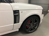 USED 2011 61 LAND ROVER RANGE ROVER 4.4 TDV8 VOGUE 5d 313 BHP * PRIVACY * CLIMATE * NAV * 22 INCH ALLOY WHEELS * SUNROOF * LEATHER TRIM *