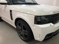 USED 2011 61 LAND ROVER RANGE ROVER 4.4 TDV8 VOGUE 5d 313 BHP * PRIVACY * CLIMATE * NAV * 22 INCH ALLOY WHEELS * SUNROOF * LEATHER TRIM *