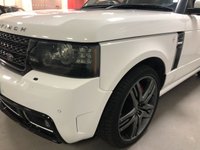 USED 2011 61 LAND ROVER RANGE ROVER 4.4 TDV8 VOGUE 5d 313 BHP * PRIVACY * CLIMATE * NAV * 22 INCH ALLOY WHEELS * SUNROOF * LEATHER TRIM *