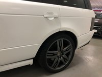 USED 2011 61 LAND ROVER RANGE ROVER 4.4 TDV8 VOGUE 5d 313 BHP * PRIVACY * CLIMATE * NAV * 22 INCH ALLOY WHEELS * SUNROOF * LEATHER TRIM *
