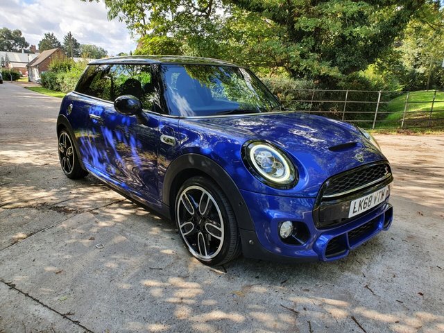 2018 68 MINI Hatch Cooper 2.0 COOPER S SPORT 3d 190 BHP
