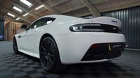 USED 2017 67 ASTON MARTIN VANTAGE 5.9 S V12 3d 565 BHP FANTASTIC HISTORY AND SPEC WITH SPORTS EXHAUST, EXTERIOR CARBON, CAR PLAY, PPF AND BAMFORD ROSE EXHAUST