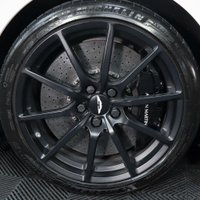 USED 2017 67 ASTON MARTIN VANTAGE 5.9 S V12 3d 565 BHP FANTASTIC HISTORY AND SPEC WITH SPORTS EXHAUST, EXTERIOR CARBON, CAR PLAY, PPF AND BAMFORD ROSE EXHAUST