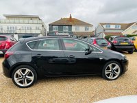 USED 2015 15 VAUXHALL ASTRA 1.4 SRI 5d 140 BHP Low Mileage with Loads of optional extras