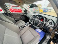 USED 2015 15 VAUXHALL ASTRA 1.4 SRI 5d 140 BHP Low Mileage with Loads of optional extras