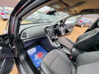 USED 2011 61 VAUXHALL ASTRA 1.6 SE AUTOMATIC Low Mileage Petrol Automatic with Front and rear sensors