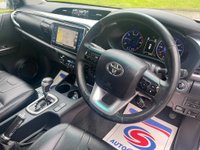USED 2017 66 TOYOTA HI-LUX 2.4 INVINCIBLE 4WD D-4D DCB 148 BHP PRICE 21500+VAT 4300 TOTAL = 25800