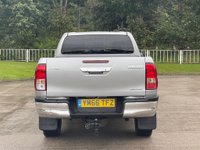 USED 2017 66 TOYOTA HI-LUX 2.4 INVINCIBLE 4WD D-4D DCB 148 BHP PRICE 21500+VAT 4300 TOTAL = 25800