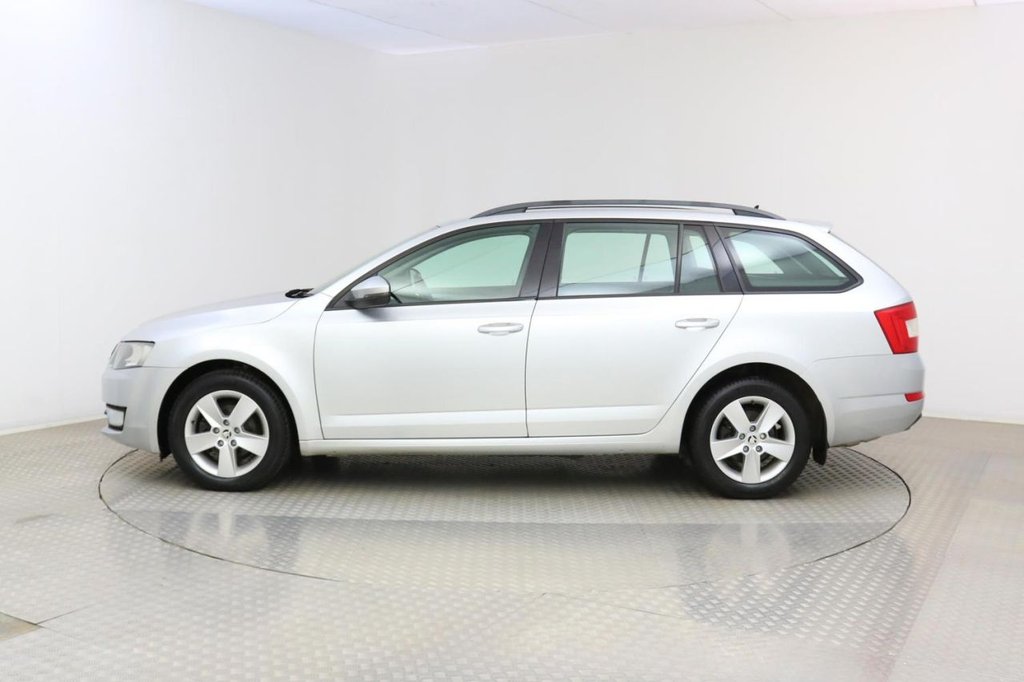 USED 2014 64 SKODA OCTAVIA 1.6 SE TDI CR 5d 4X4 
