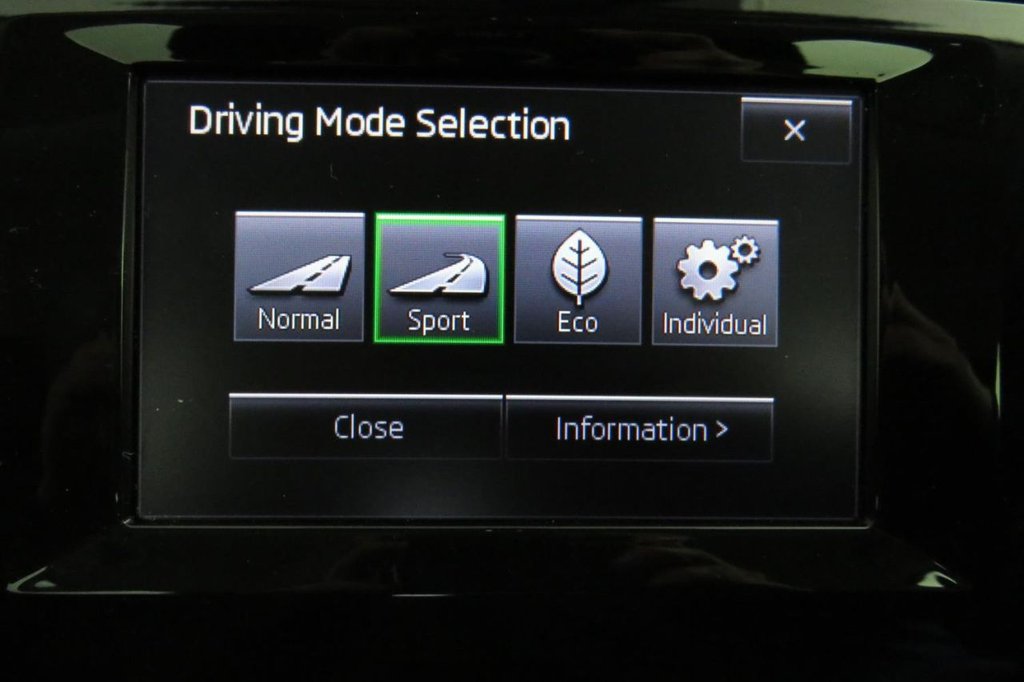 USED 2014 64 SKODA OCTAVIA 1.6 SE TDI CR 5d 4X4 