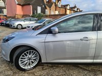 USED 2013 63 FORD FOCUS 1.0 ZETEC 5d 124 BHP FORD FOCUS 1.0 ZETEC 5d 124 BHP