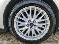 USED 2013 63 FORD FOCUS 1.0 ZETEC 5d 124 BHP FORD FOCUS 1.0 ZETEC 5d 124 BHP