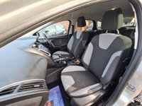 USED 2013 63 FORD FOCUS 1.0 ZETEC 5d 124 BHP FORD FOCUS 1.0 ZETEC 5d 124 BHP