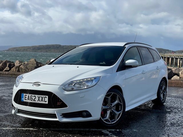 2012 62 Ford Focus 2.0 ST-3 5d 247 BHP