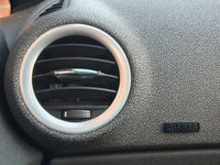 USED 2011 11 VAUXHALL CORSA 1.4 SE 5d 98 BHP 