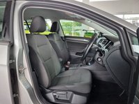 USED 2017 67 VOLKSWAGEN GOLF 1.4L SE NAVIGATION TSI BLUEMOTION TECHNOLOGY 5d 124 BHP ADAPTIVE CRUISE, NAVIGATION, DAB