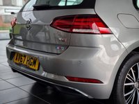 USED 2017 67 VOLKSWAGEN GOLF 1.4L SE NAVIGATION TSI BLUEMOTION TECHNOLOGY 5d 124 BHP ADAPTIVE CRUISE, NAVIGATION, DAB