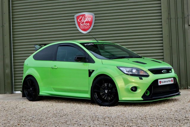 2009 59 Ford Focus RS 2.5 3dr ( 305 bhp )