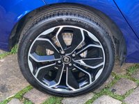 USED 2019 69 RENAULT CLIO 0.9 ICONIC TCE 5d 89 BHP 'Limited Edition' -Renault Clio Iconic 0.9 TCE 5dr with Satellite Navigation - Iron Blue Metallic- 6,175 miles only - why buy new  !!!! huge saving on new car list price