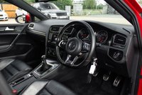 USED 2014 64 VOLKSWAGEN GOLF 2.0 GTD 5d 181 BHP PARK PILOT+GTI CLUBSPORT LOOKALIKE