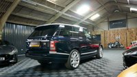 USED 2015 65 LAND ROVER RANGE ROVER 4.4 SDV8 AUTOBIOGRAPHY 5d 339 BHP STUNNING RANGE ROVER WITH CONTRAST ROOF, DEPLOYABLE TOW HITCH, DEPLOYABLE SIDE STEPS, 360 CAMERA AND MASSAGE SEATS.