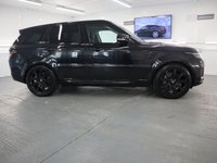 USED 2019 69 LAND ROVER RANGE ROVER SPORT 2.0 HSE 5d 399 BHP GREAT VALUE AS &pound;73,885 IF NEW WITH OVER &pound;1100 FACTORY FITTED EXTRAS LOW MILES ONLY 19,800 ONE OWNER FROM NEW GREAT VALUE