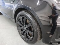 USED 2019 69 LAND ROVER RANGE ROVER SPORT 2.0 HSE 5d 399 BHP GREAT VALUE AS &pound;73,885 IF NEW WITH OVER &pound;1100 FACTORY FITTED EXTRAS LOW MILES ONLY 19,800 ONE OWNER FROM NEW GREAT VALUE