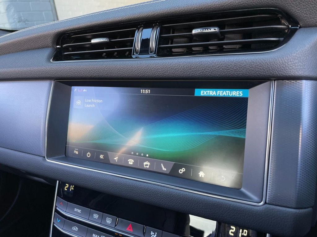 USED 2019 69 JAGUAR XF 2.0 D R-SPORT 4d 177 BHP 