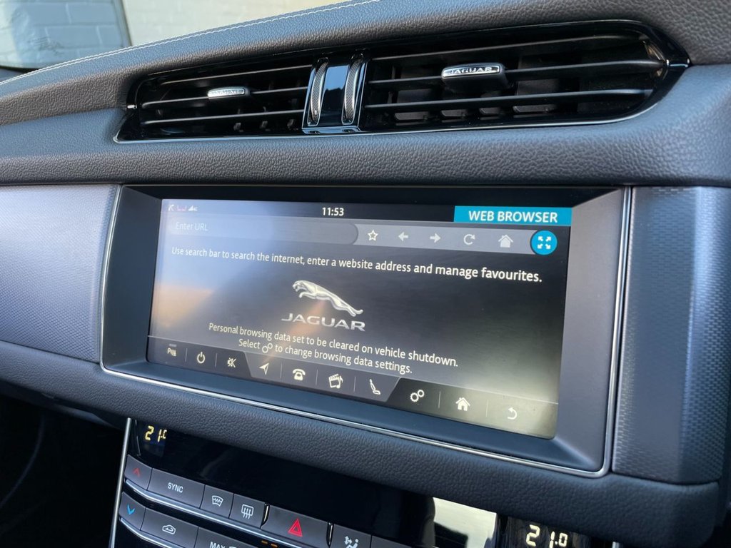 USED 2019 69 JAGUAR XF 2.0 D R-SPORT 4d 177 BHP 