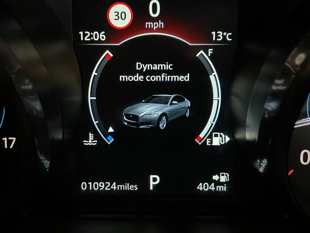 USED 2019 69 JAGUAR XF 2.0 D R-SPORT 4d 177 BHP 
