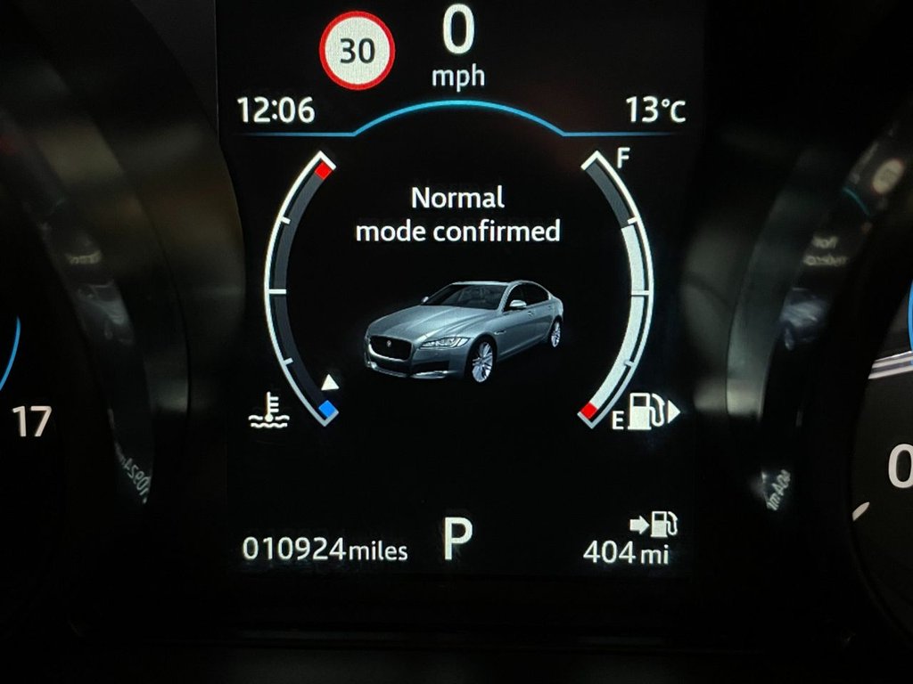 USED 2019 69 JAGUAR XF 2.0 D R-SPORT 4d 177 BHP 