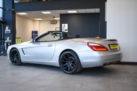 USED 2013 13 MERCEDES-BENZ SL 4.7 SL500 2d 435 BHP Full Service History