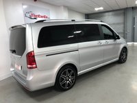 USED 2020 20 MERCEDES-BENZ V-CLASS 2.0 V 220 D AMG LINE L 5d 161 BHP * PANORAMIC ROOF * CLIMATE CONTROL *  8 SEATS * NAV * PARKING SENSORS * 19 INCH ALLOY WHEELS * PRIVACY GLASS *