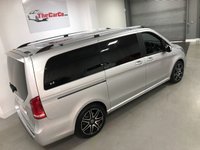 USED 2020 20 MERCEDES-BENZ V-CLASS 2.0 V 220 D AMG LINE L 5d 161 BHP * PANORAMIC ROOF * CLIMATE CONTROL *  8 SEATS * NAV * PARKING SENSORS * 19 INCH ALLOY WHEELS * PRIVACY GLASS *