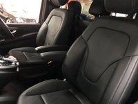USED 2020 20 MERCEDES-BENZ V-CLASS 2.0 V 220 D AMG LINE L 5d 161 BHP * PANORAMIC ROOF * CLIMATE CONTROL *  8 SEATS * NAV * PARKING SENSORS * 19 INCH ALLOY WHEELS * PRIVACY GLASS *